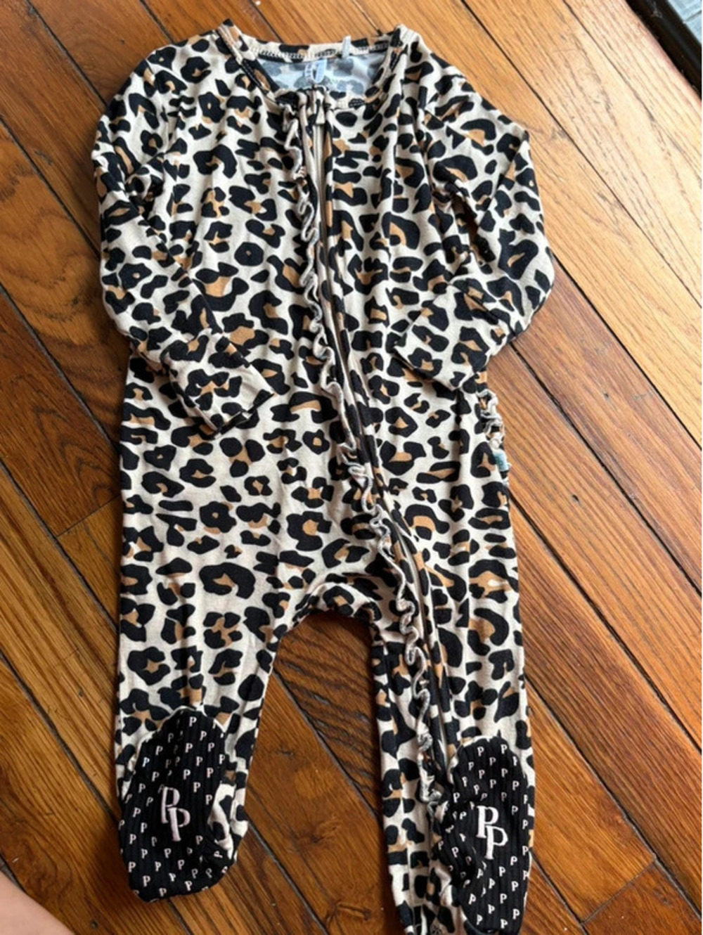 12/18M Cheetah Posh Peanut Sleeper